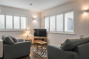 Seascape - Modern one bedroom, two storey annexe